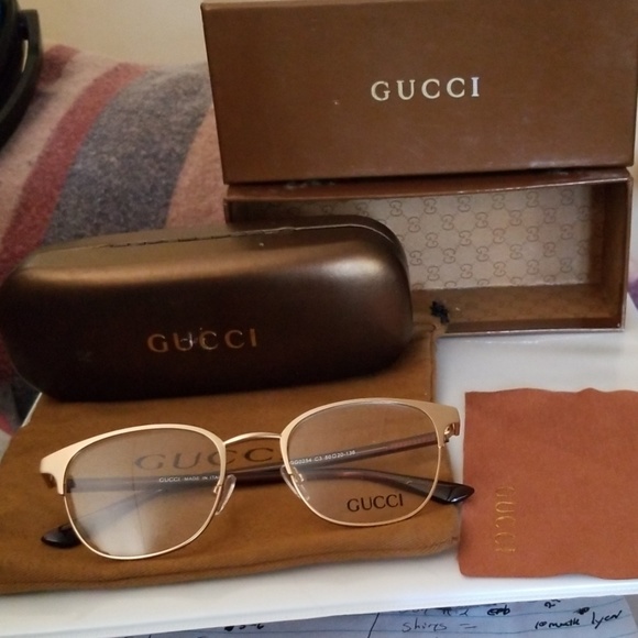 Gucci - Picture 1 of 4
